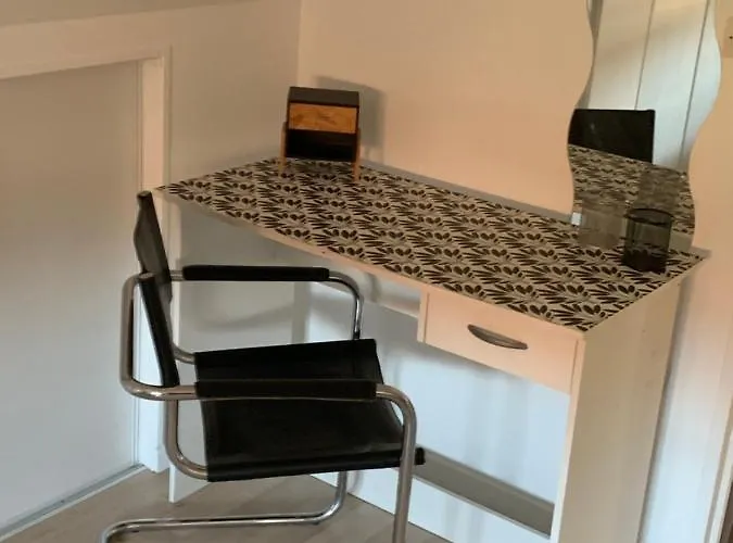 Oda ve Kahvaltı Jouanneau Le Mans